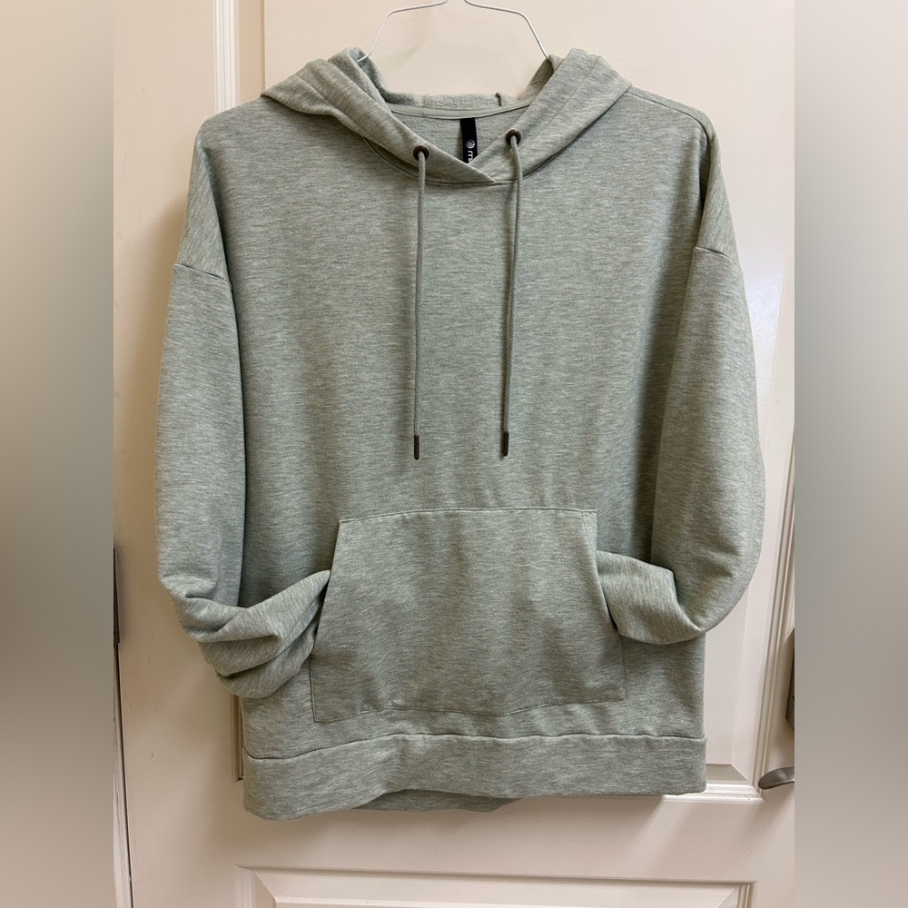 MPG Heather Sage Green Pullover Hoodie w/Pocket